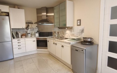 SPECTACULAR BEACHFRONT APARTMENT – VILLA GADEA, ALTEA